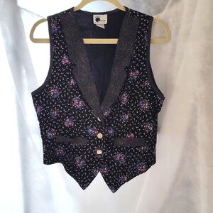 Vintage patterned vest
